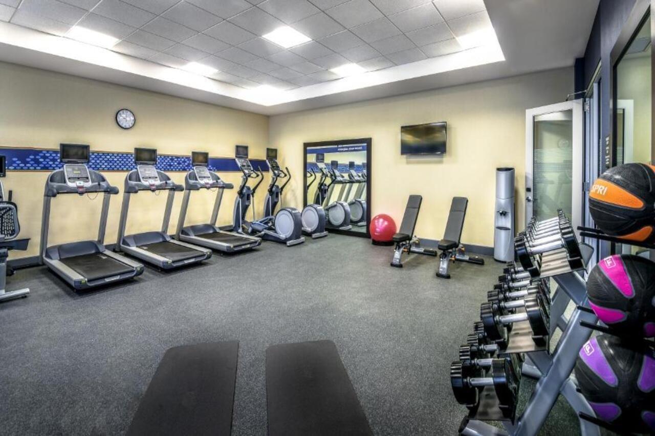 Hampton Inn & Suites Tallahassee Capitol-University Bagian luar foto