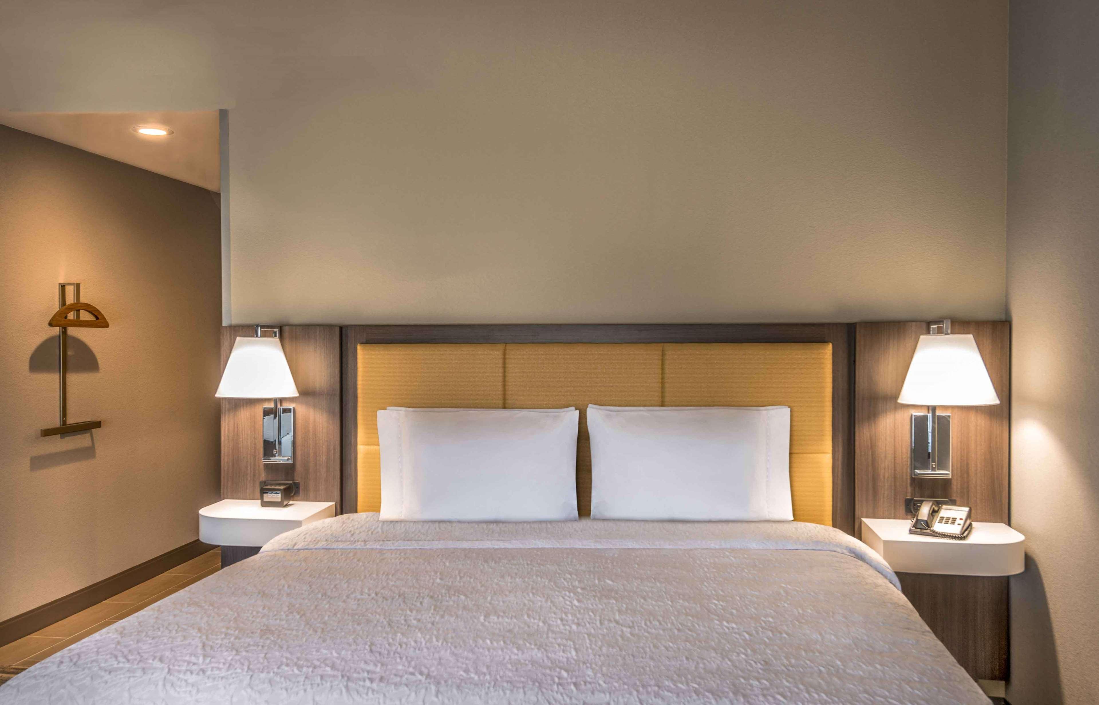 Hampton Inn & Suites Tallahassee Capitol-University Bagian luar foto