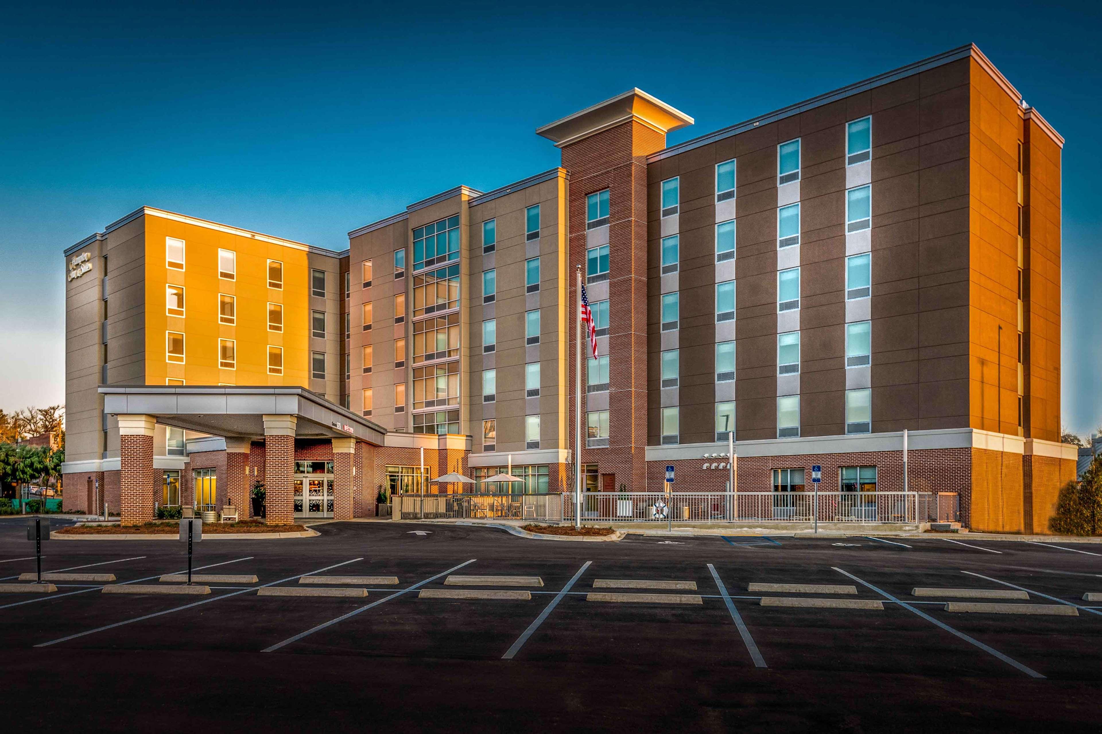 Hampton Inn & Suites Tallahassee Capitol-University Bagian luar foto
