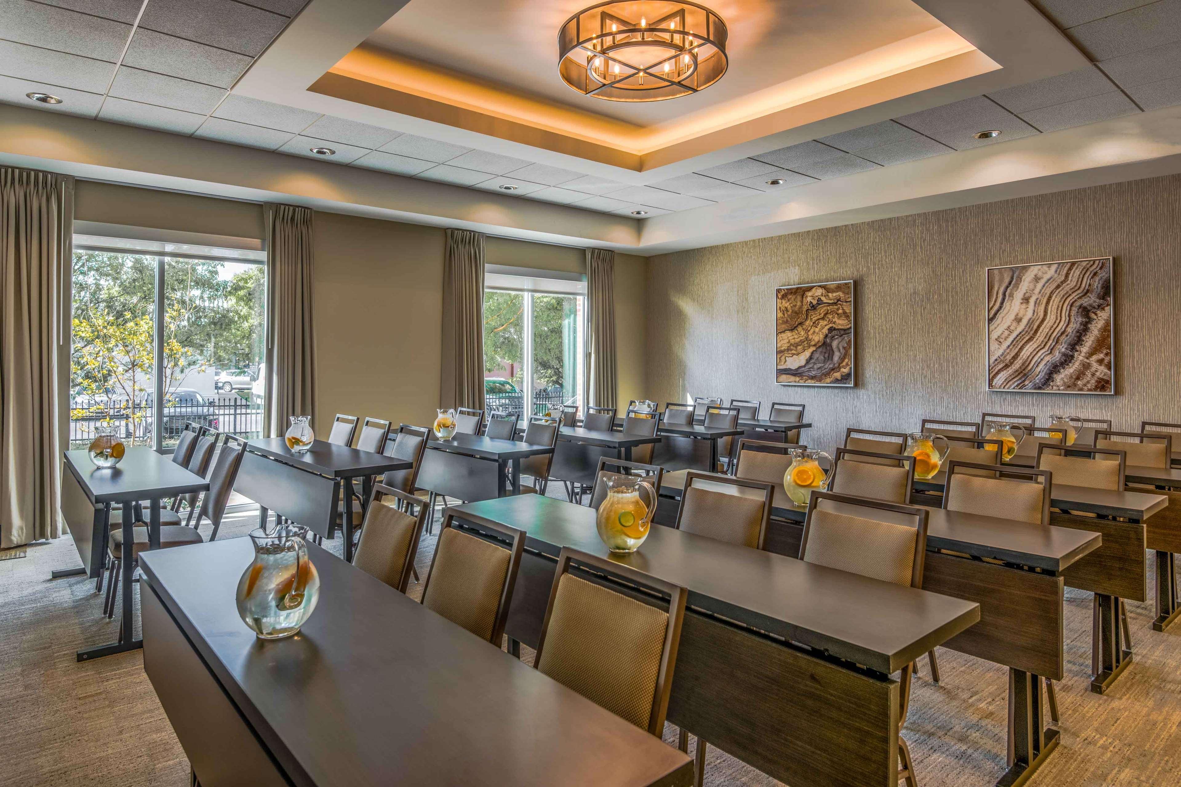Hampton Inn & Suites Tallahassee Capitol-University Bagian luar foto