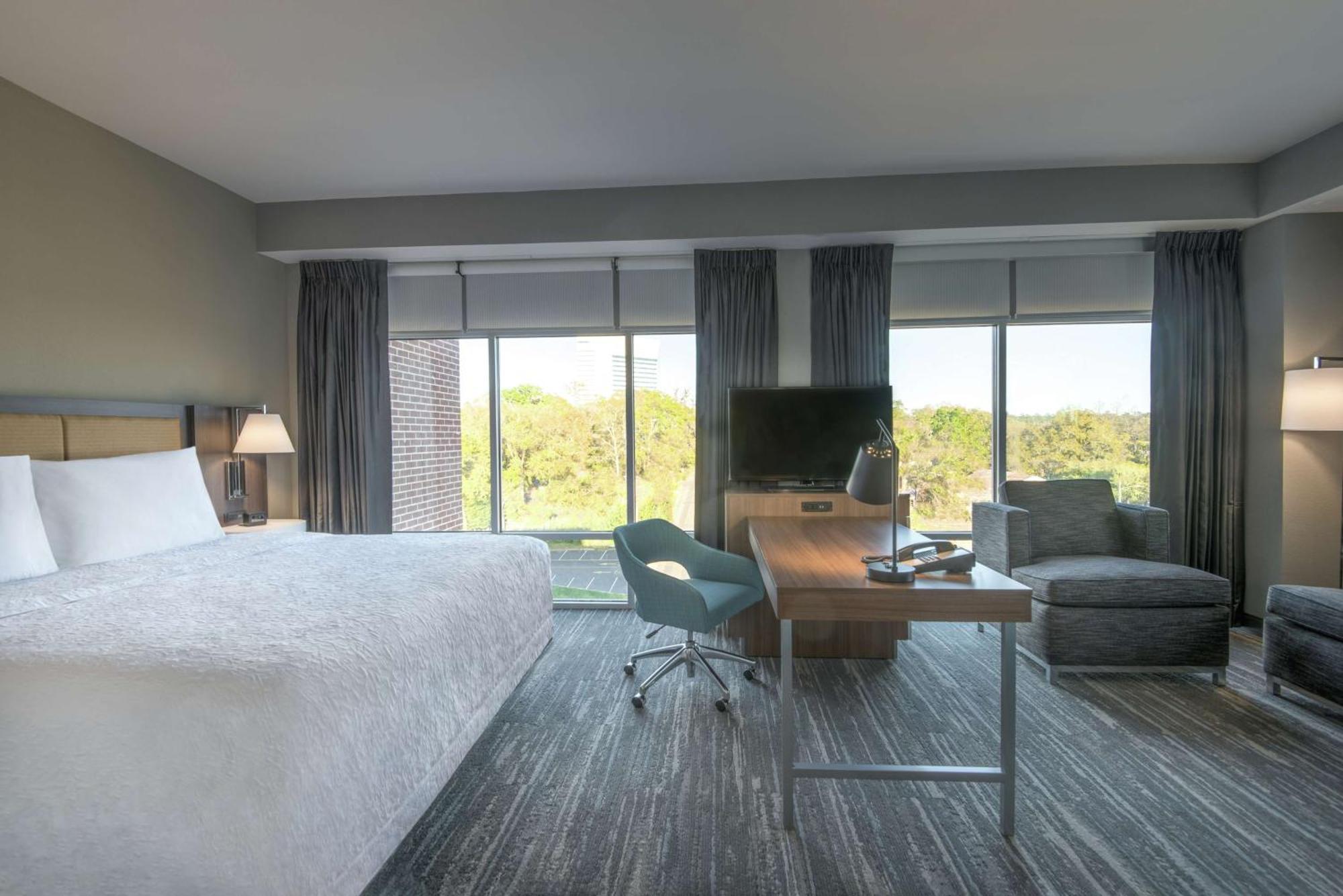 Hampton Inn & Suites Tallahassee Capitol-University Bagian luar foto