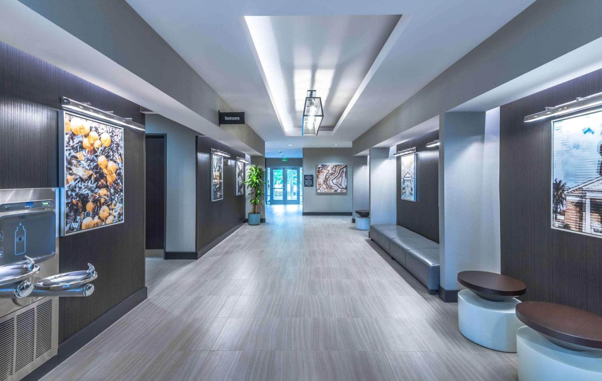 Hampton Inn & Suites Tallahassee Capitol-University Bagian luar foto